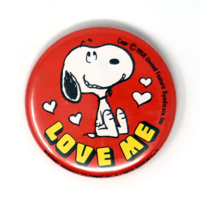 Snoopy "Love Me" Button