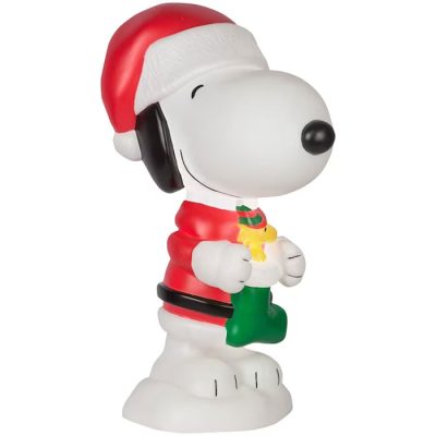 Peanuts yard decor from Lowes
